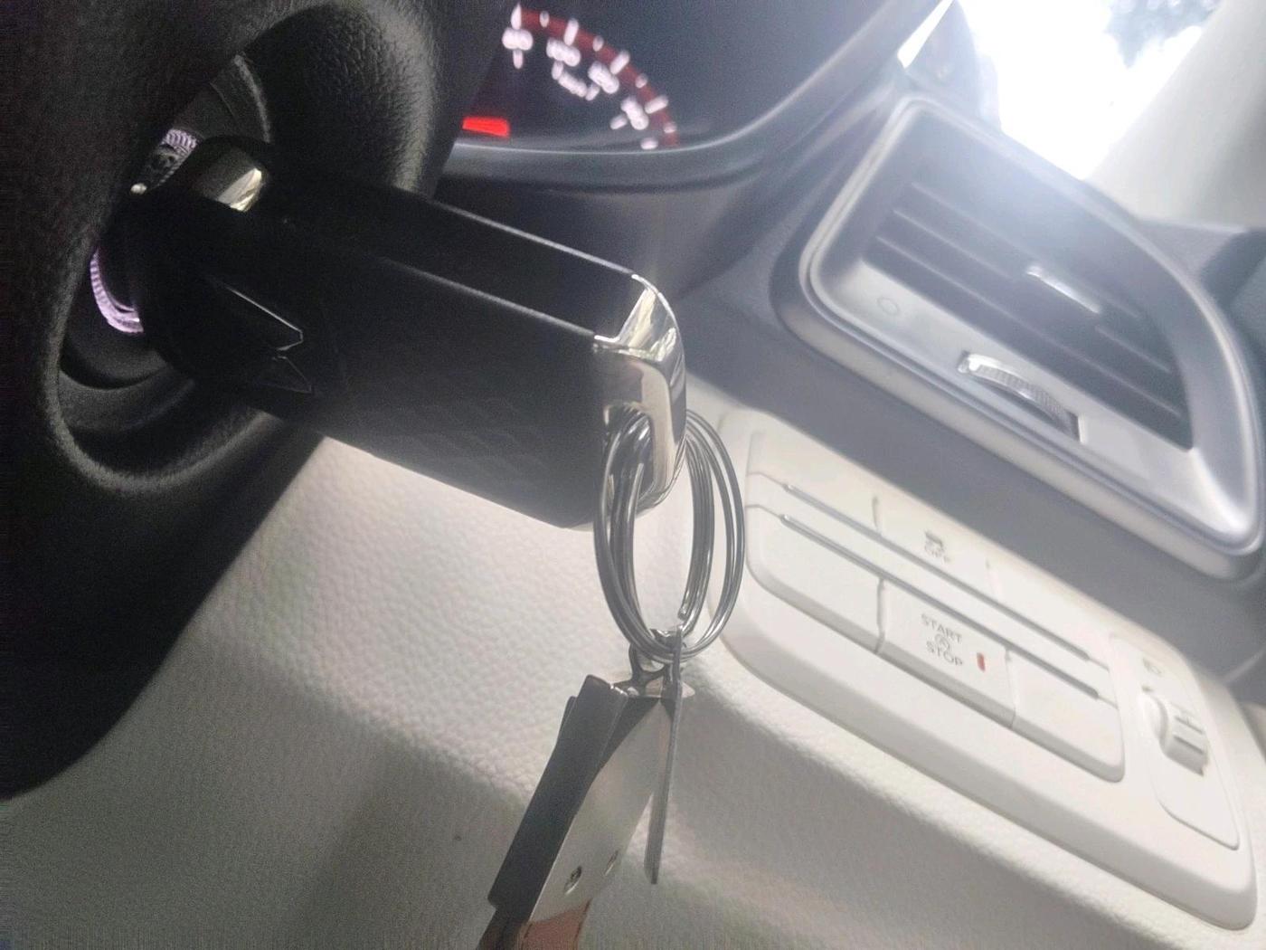 2026 Mahindra XUV 3XO REVX M (O)1.2 Petrol, Petrol, Manual, 10,133 km, interior