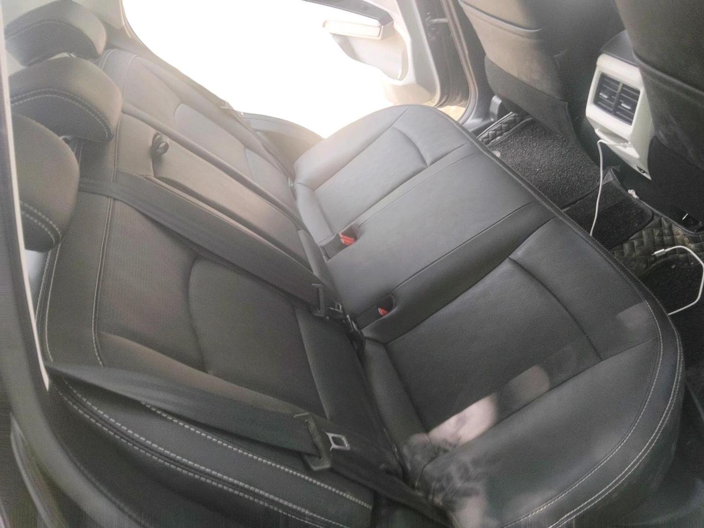 2026 Mahindra XUV 3XO REVX M (O)1.2 Petrol, Petrol, Manual, 10,133 km, interior