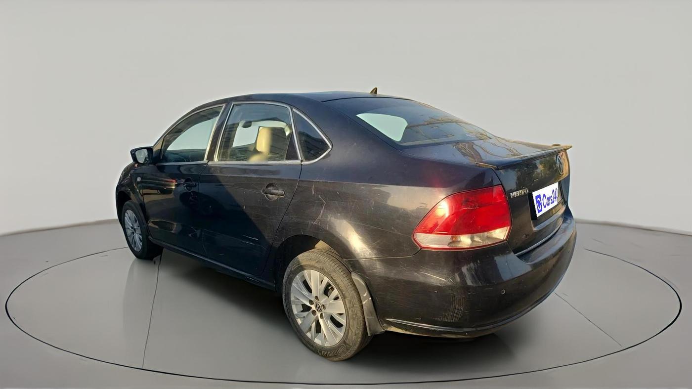 2015 Volkswagen Vento HIGHLINE 1.2 TSI AT, Petrol, Automatic, 93,490 km, exterior