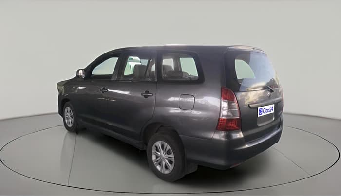 2013 Toyota Innova 2.5 GX 7 STR, Diesel, Manual, 2,33,543 km, exterior