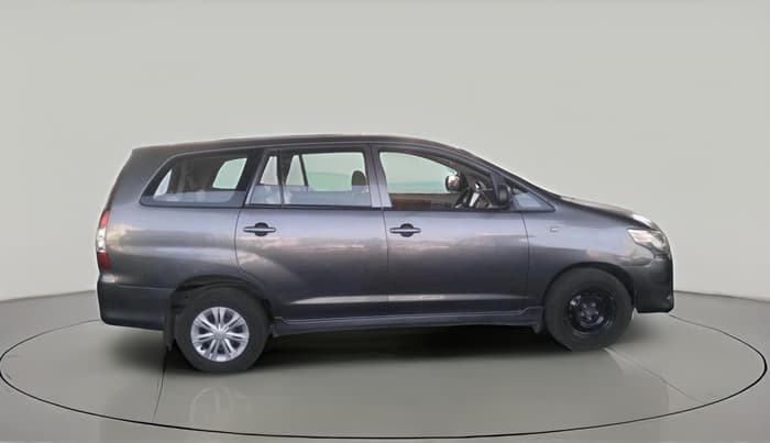 2013 Toyota Innova 2.5 GX 7 STR, Diesel, Manual, 2,33,543 km, exterior