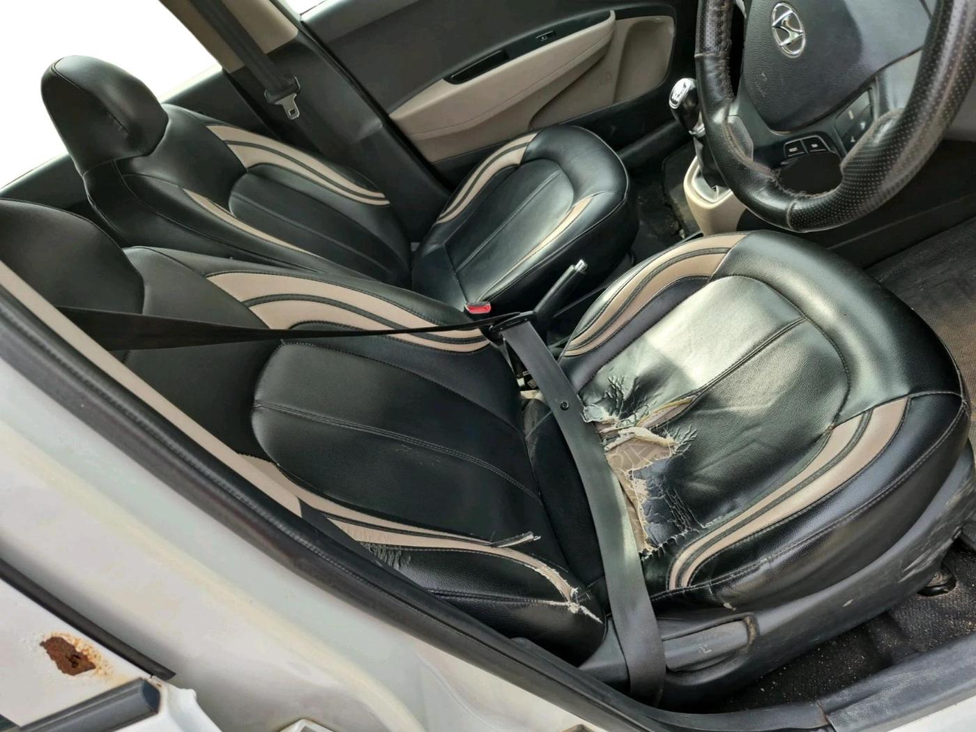 2018 Hyundai Grand i10 SPORTZ 1.2 KAPPA VTVT, CNG, Manual, 1,17,977 km, interior