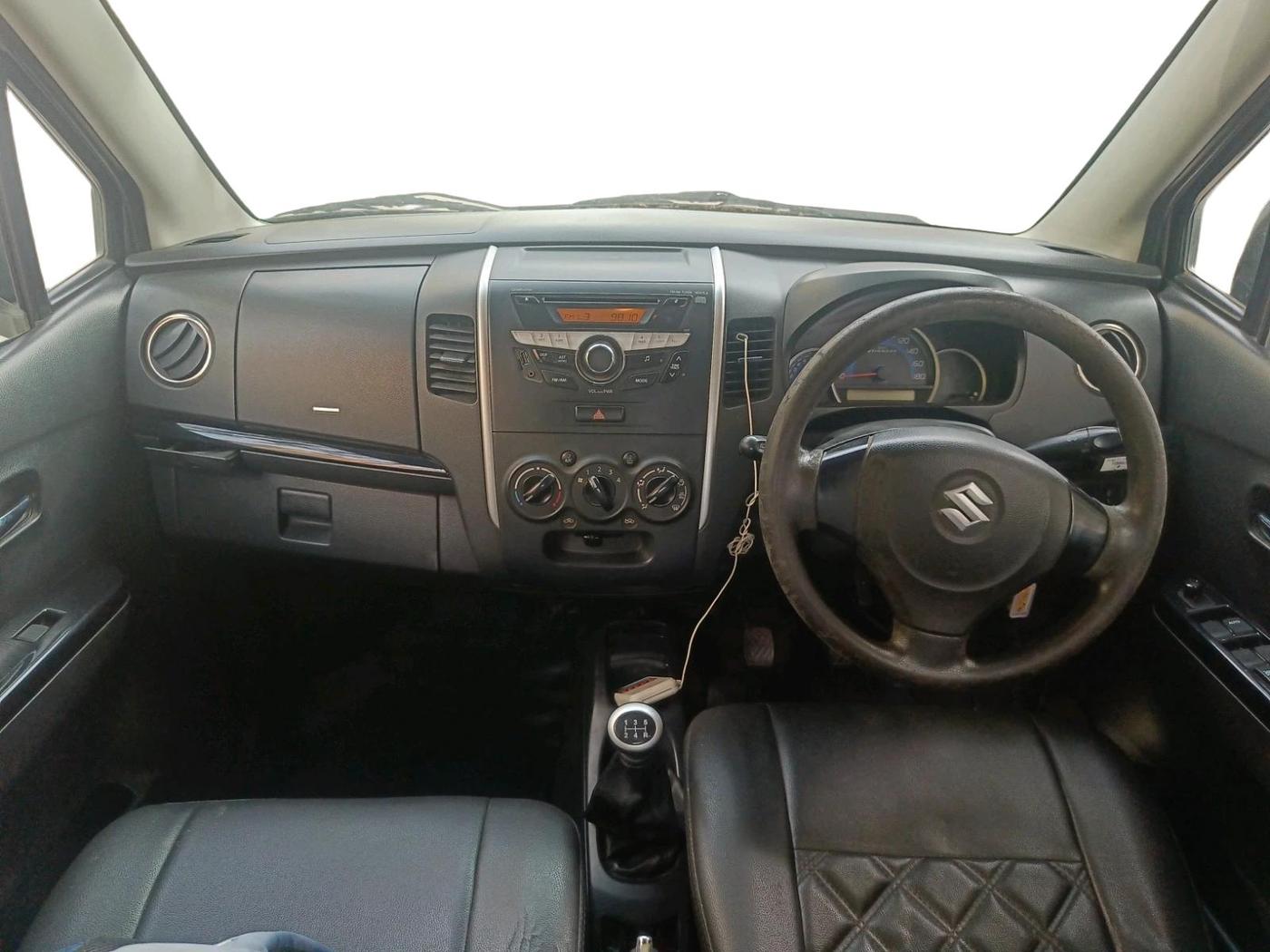 2013 Maruti Wagon R 1.0 VXI, CNG, Manual, 1,05,800 km, interior