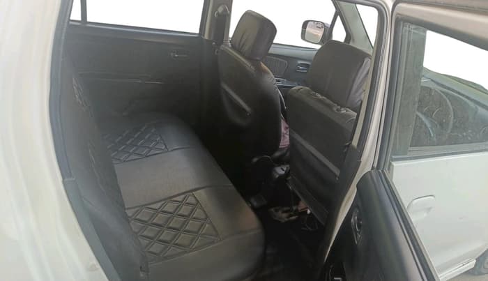 2013 Maruti Wagon R 1.0 VXI, CNG, Manual, 1,05,127 km, interior