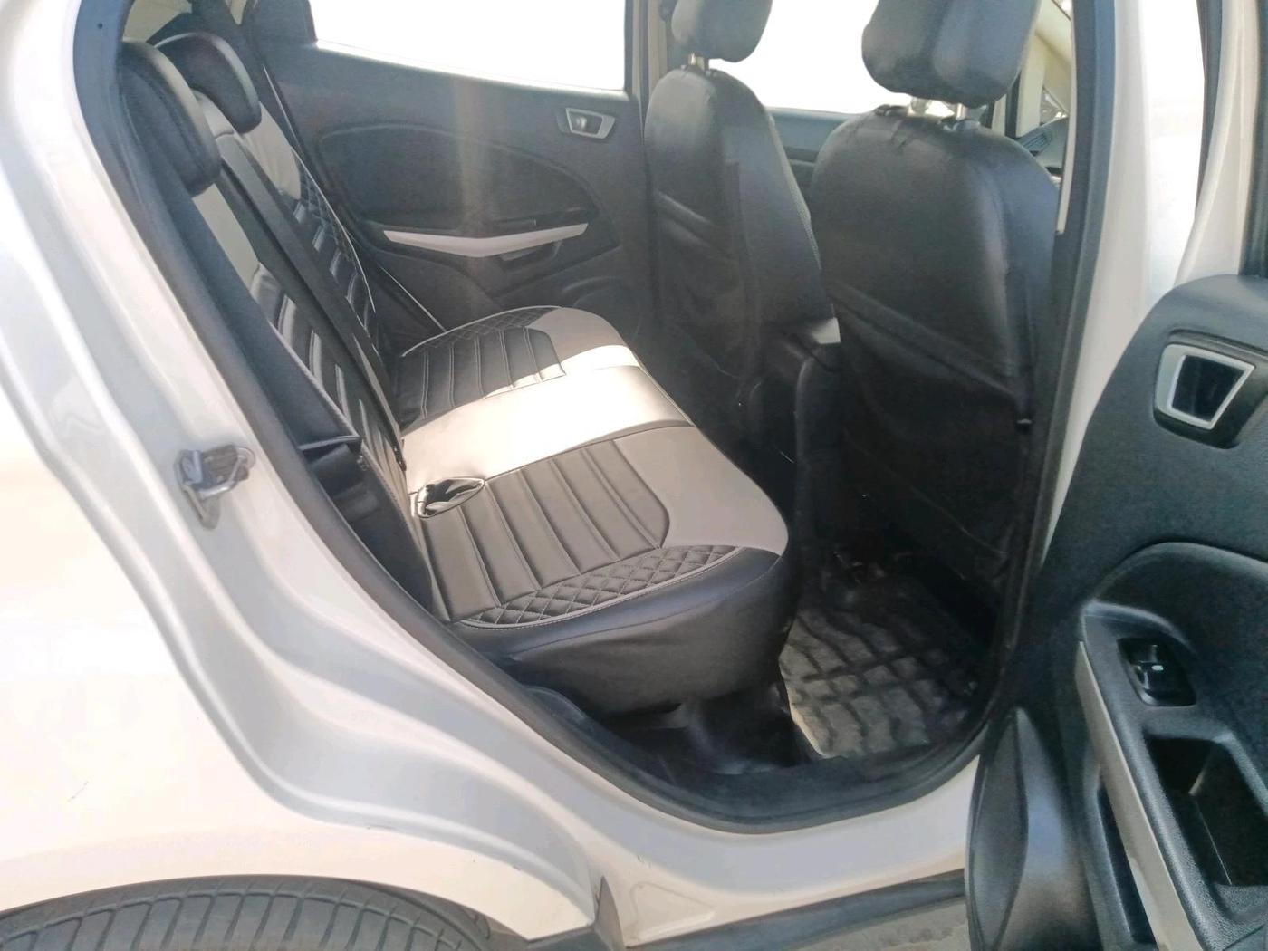2018 Ford Ecosport TITANIUM 1.5L DIESEL, Diesel, Manual, 1,01,099 km, interior