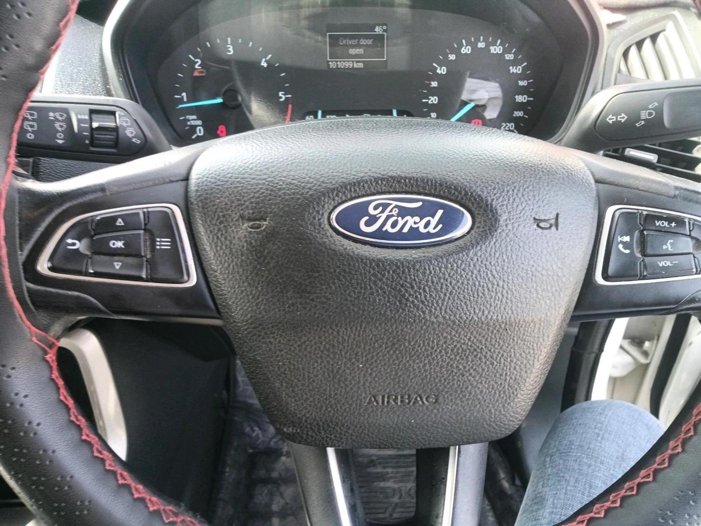 2018 Ford Ecosport TITANIUM 1.5L DIESEL, Diesel, Manual, 1,01,099 km, interior