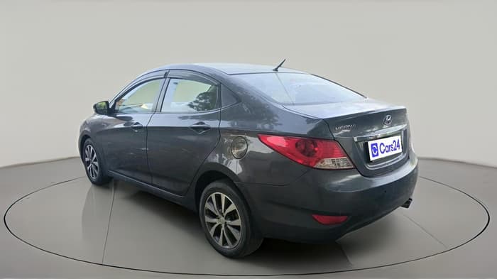 2013 Hyundai Verna FLUIDIC 1.6 CRDI SX, Diesel, Manual, 1,10,656 km, exterior