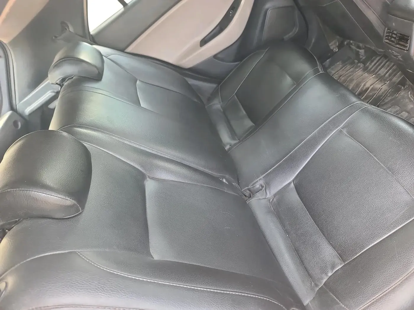 2015 Hyundai i20 SPORTZ 1.4 AT, Petrol, Automatic, 1,52,969 km, interior