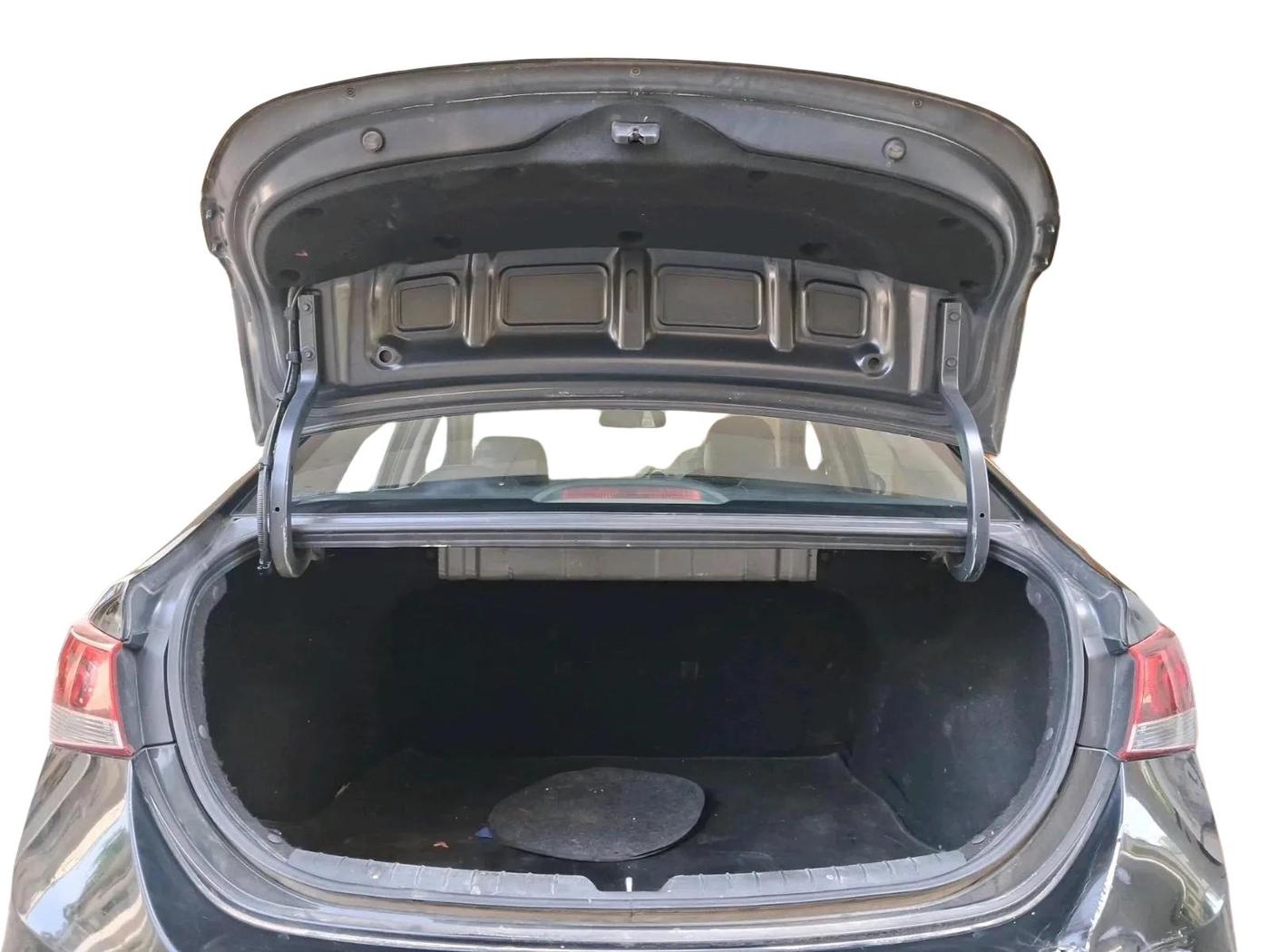 2019 Hyundai Verna 1.4 EX CRDI, Diesel, Manual, 1,37,013 km, exterior