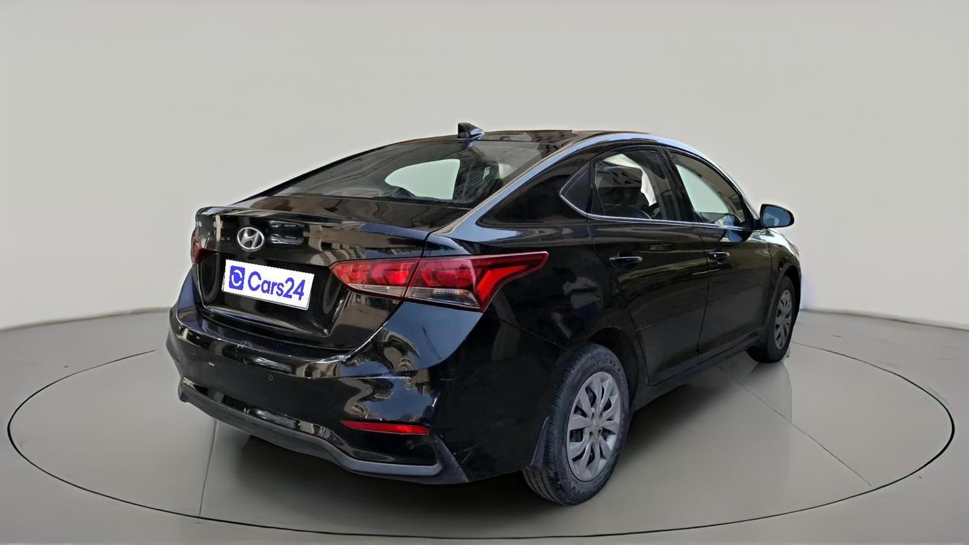 2019 Hyundai Verna 1.4 EX CRDI, Diesel, Manual, 1,37,013 km, exterior