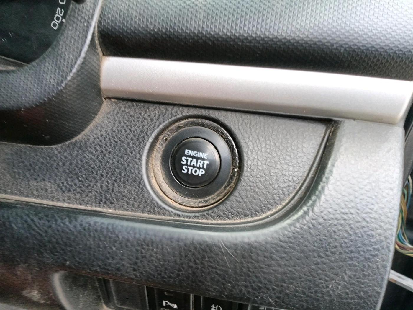 2015 Maruti Swift ZDI, Diesel, Manual, 1,21,513 km, interior