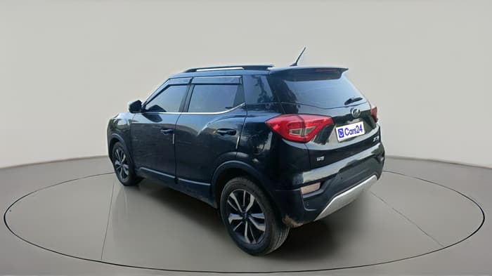 2021 Mahindra XUV300 W8 (O) 1.5 DIESEL, Diesel, Manual, 1,68,148 km, exterior