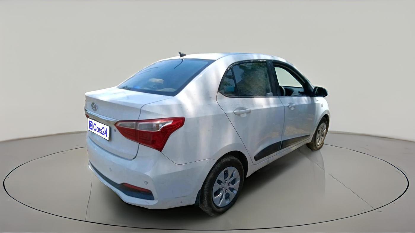 2017 Hyundai Xcent E+ 1.2 CRDI, Diesel, Manual, 95,000 km, exterior