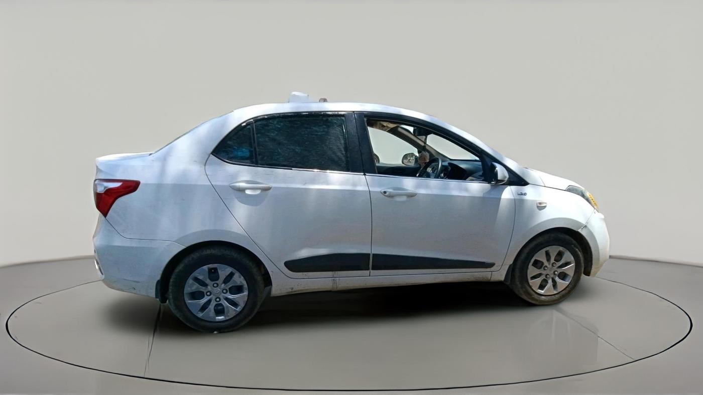 2017 Hyundai Xcent E+ 1.2 CRDI, Diesel, Manual, 95,000 km, exterior