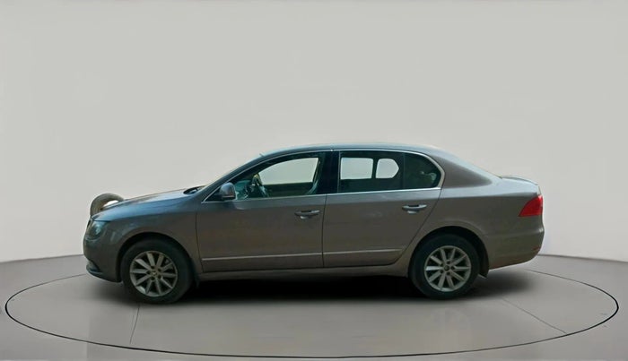 2015 Skoda Superb ELEGANCE 1.8 TSI MT, Petrol, Manual, 1,02,155 km, exterior