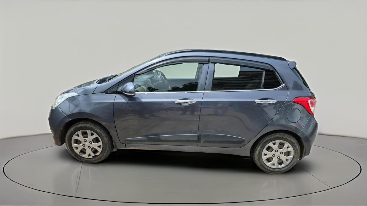 2016 Hyundai Grand i10 SPORTZ 1.2 KAPPA VTVT, CNG, Manual, 1,04,132 km, exterior