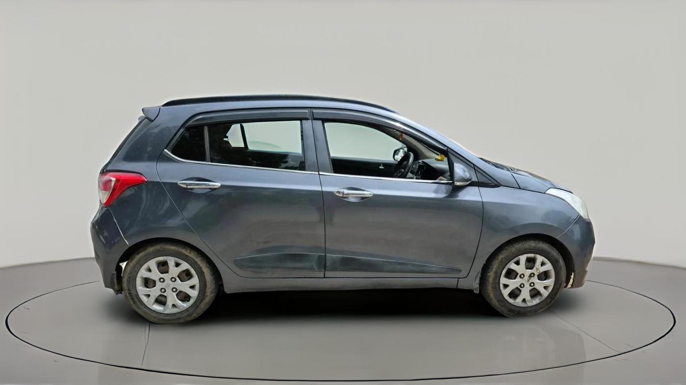 2016 Hyundai Grand i10 SPORTZ 1.2 KAPPA VTVT, CNG, Manual, 1,04,132 km, exterior