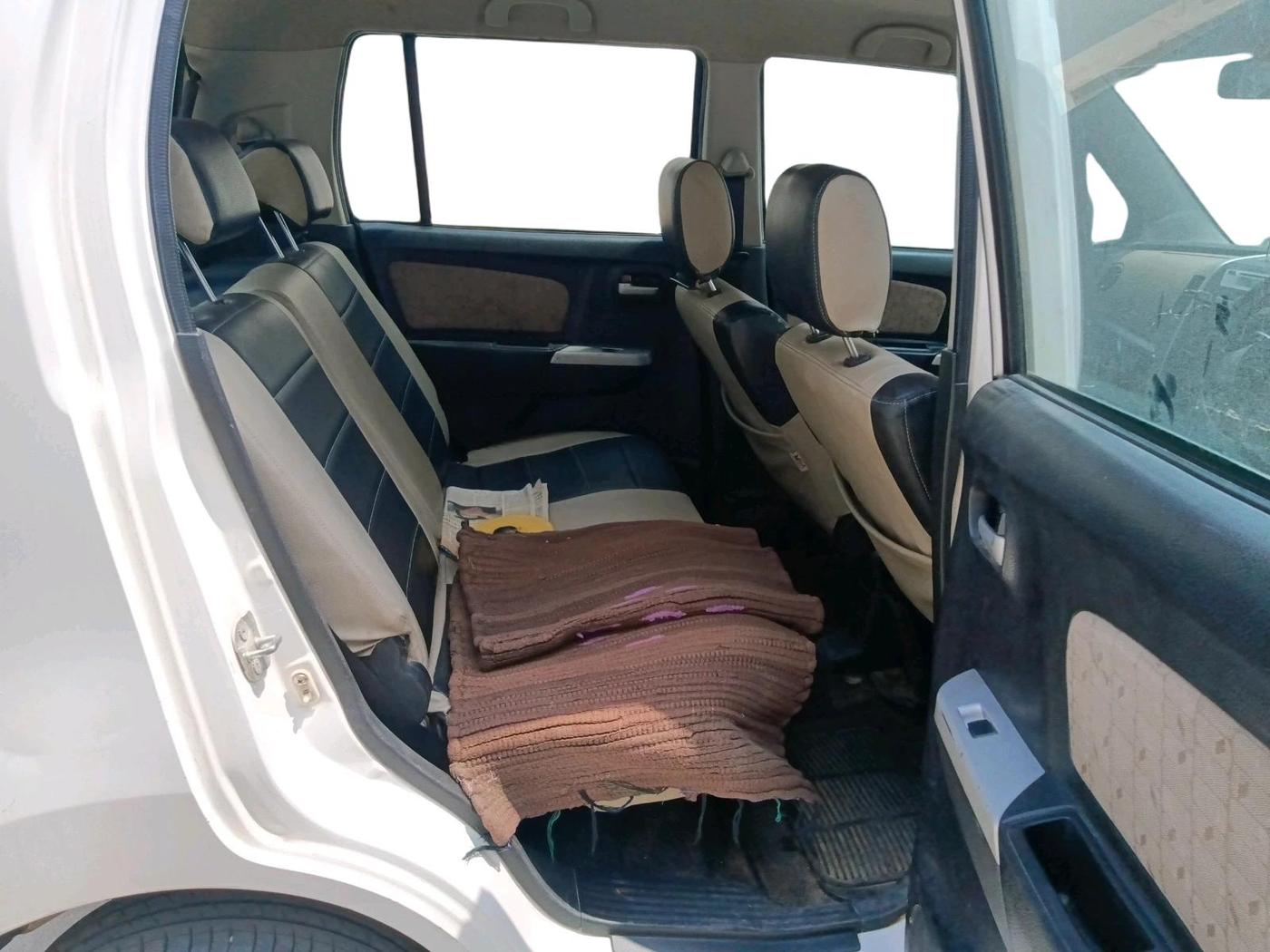 2015 Maruti Wagon R 1.0 VXI, Petrol, Manual, 64,821 km, interior