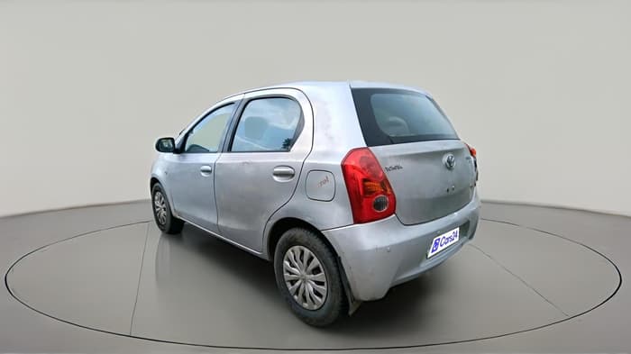 2011 Toyota Etios Liva G, CNG, Manual, 1,21,090 km, exterior