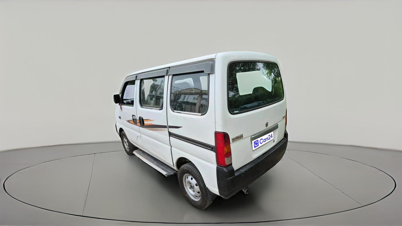 2017 Maruti Eeco 7 STR, CNG, Manual, 1,20,338 km, exterior
