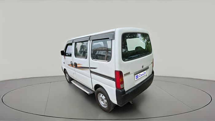 2017 Maruti Eeco 7 STR, CNG, Manual, 1,20,338 km, exterior