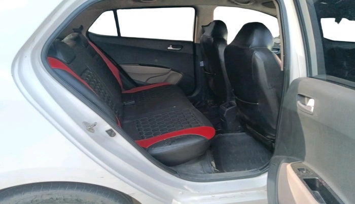 2019 Hyundai Grand i10 SPORTZ 1.2 KAPPA VTVT, CNG, Manual, 1,42,160 km, interior