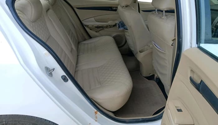 2011 Honda City 1.5L I-VTEC S MT, CNG, Manual, 1,15,331 km, interior