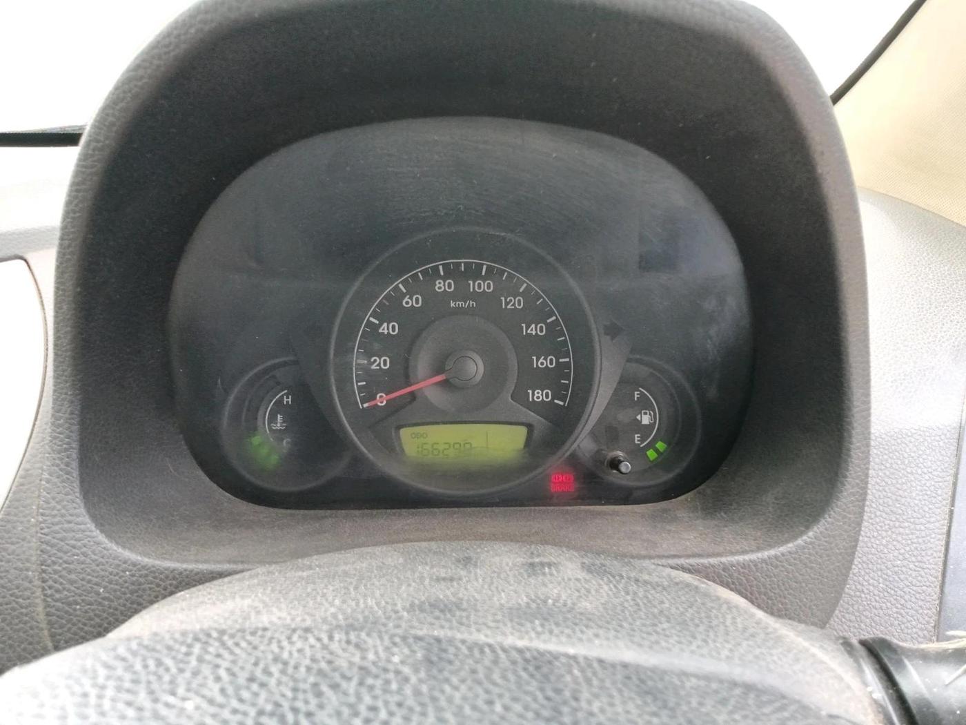 2014 Hyundai Eon ERA +, CNG, Manual, 1,66,298 km, interior