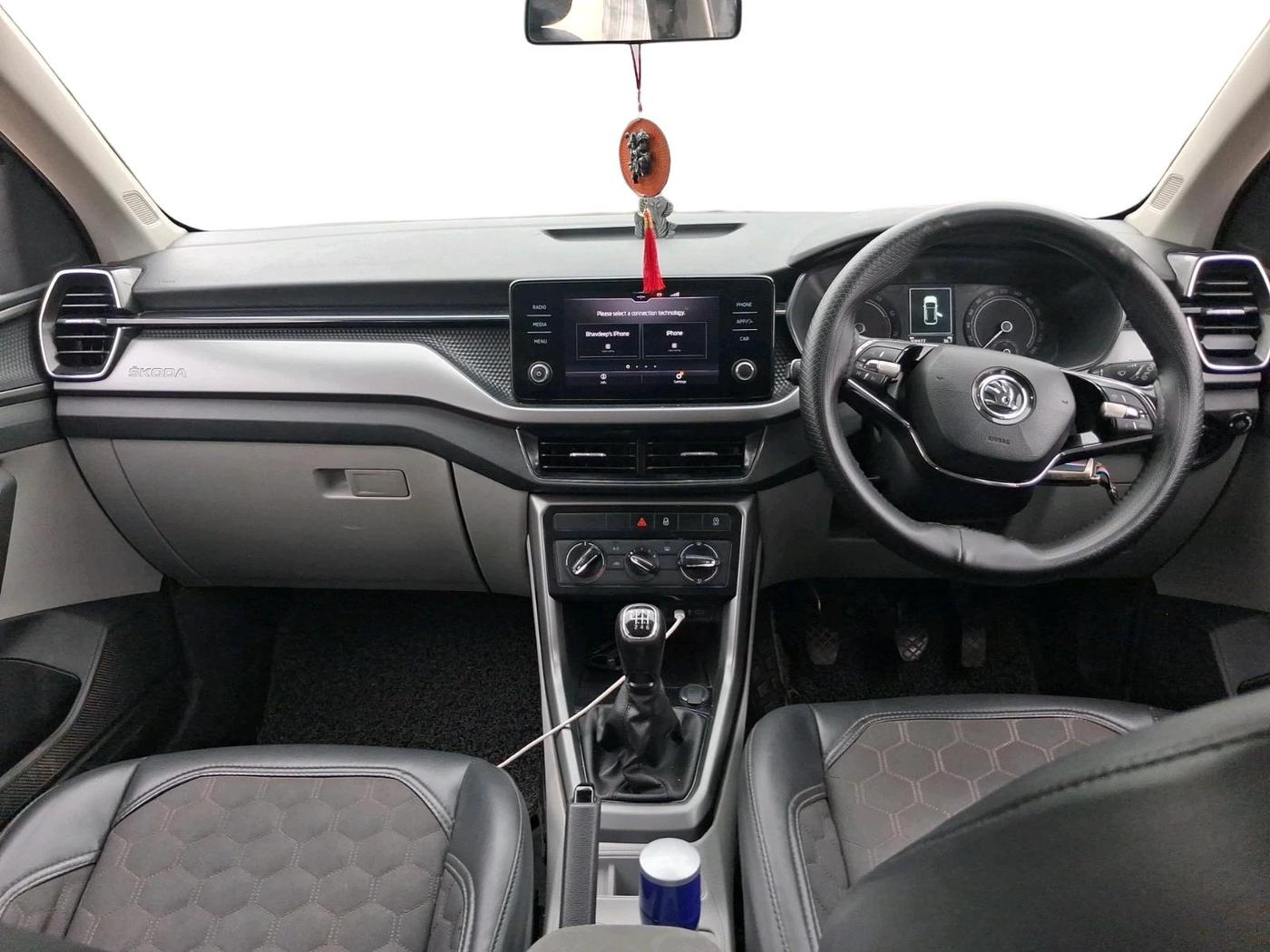 2022 Skoda KUSHAQ AMBITION 1.0L TSI MT, CNG, Manual, 1,08,977 km, interior