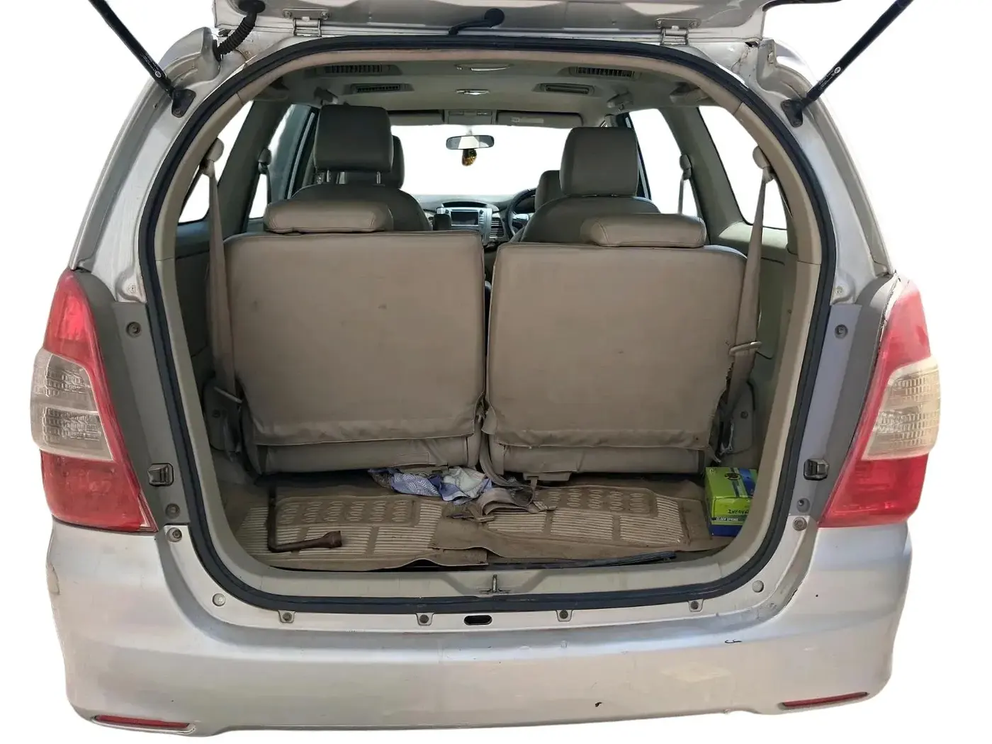 2014 Toyota Innova 2.5 VX 7 STR, Diesel, Manual, 2,30,851 km, exterior