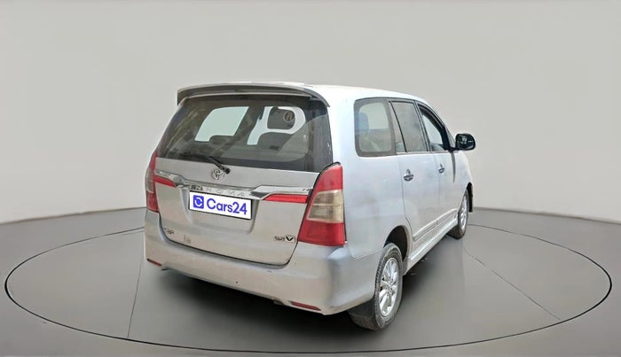 2014 Toyota Innova 2.5 VX 7 STR, Diesel, Manual, 2,30,851 km, exterior