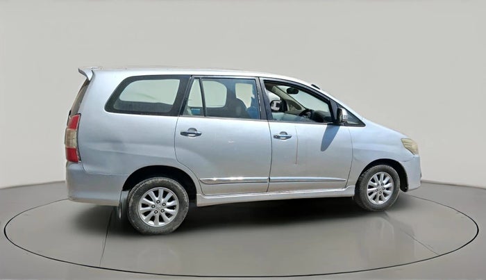 2014 Toyota Innova 2.5 VX 7 STR, Diesel, Manual, 2,30,851 km, exterior