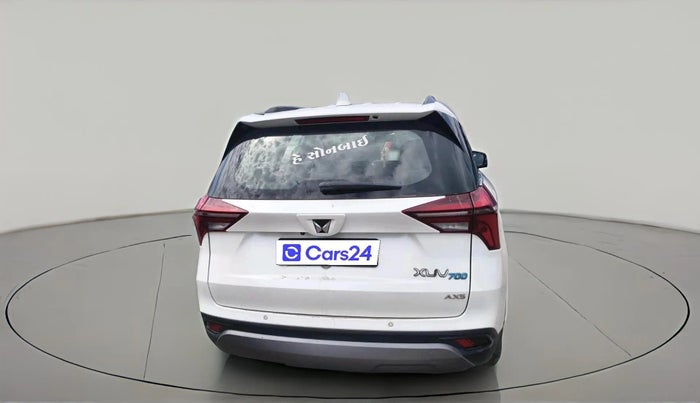 2022 Mahindra XUV700 AX 5 D MT 5 STR, Diesel, Manual, 1,30,636 km, exterior