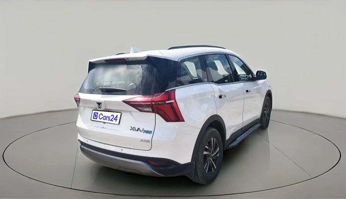 2022 Mahindra XUV700 AX 5 D MT 5 STR, Diesel, Manual, 1,30,636 km, exterior