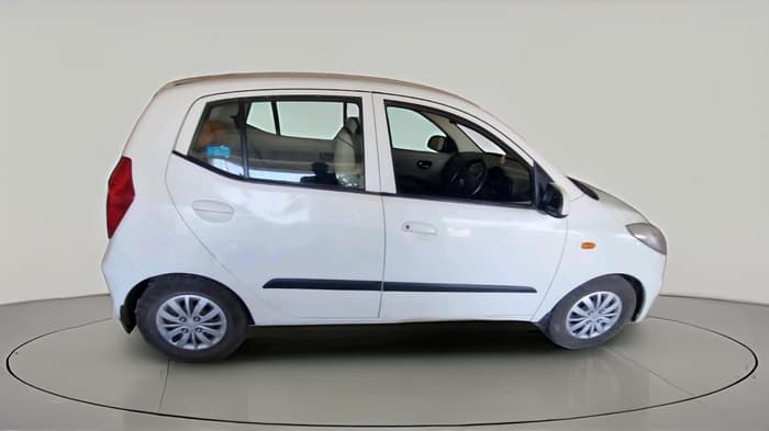 2016 Hyundai i10 SPORTZ 1.1, CNG, Manual, 57,790 km, exterior