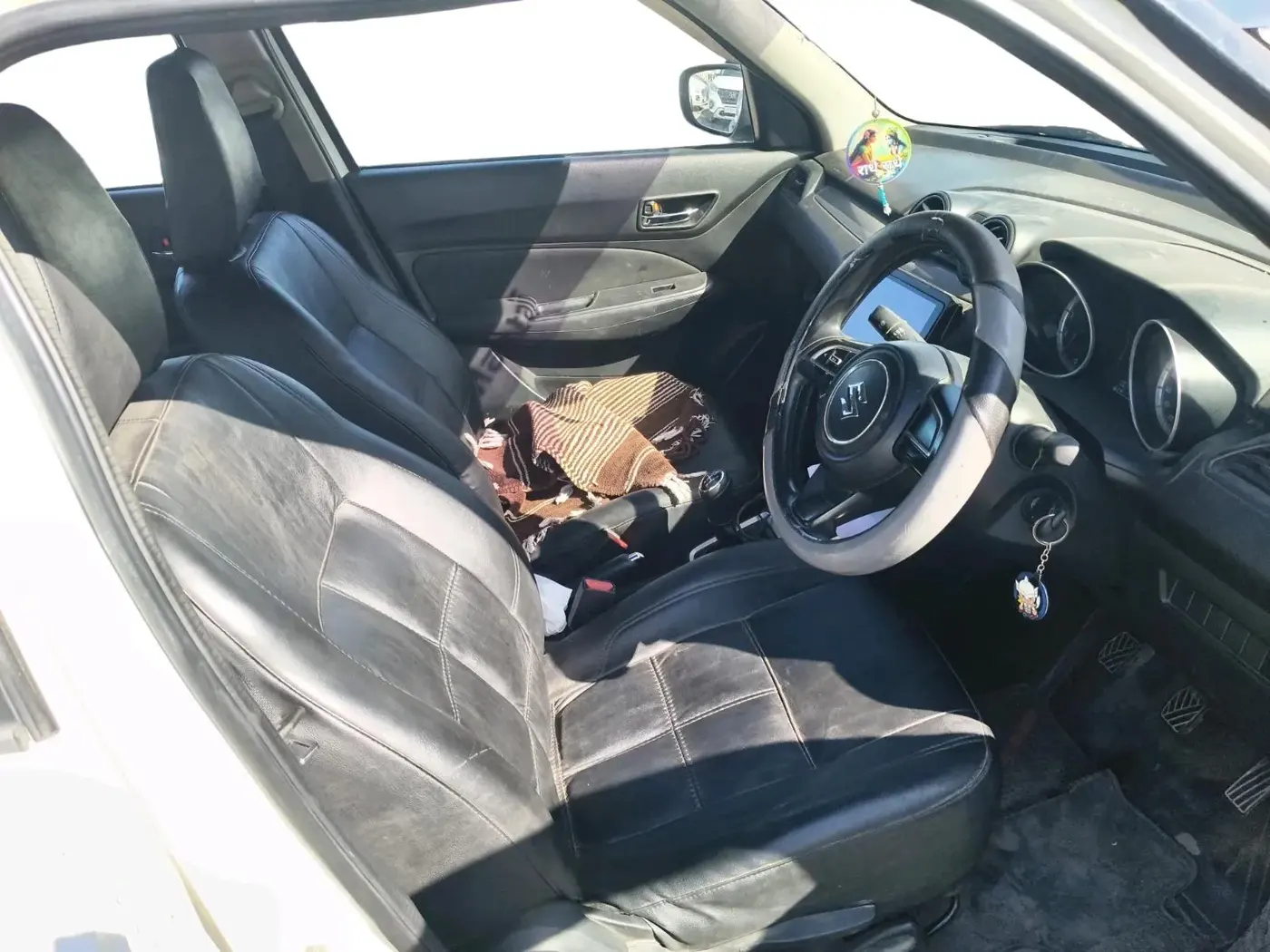2018 Maruti Swift VXI, Petrol, Manual, 1,08,143 km, interior