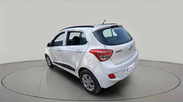 2015 Hyundai Grand i10 SPORTZ 1.2 KAPPA VTVT, CNG, Manual, 1,21,773 km, exterior