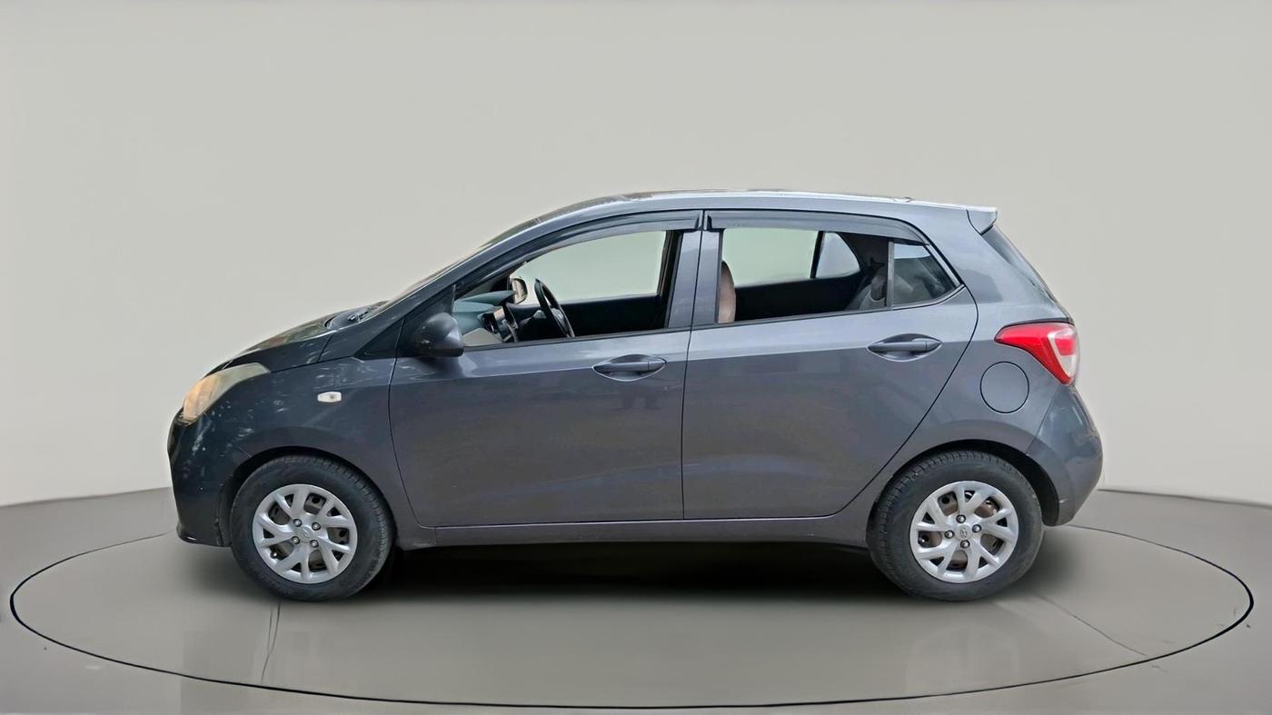 2017 Hyundai Grand i10 MAGNA 1.2 KAPPA VTVT, Petrol, Manual, 1,02,646 km, exterior