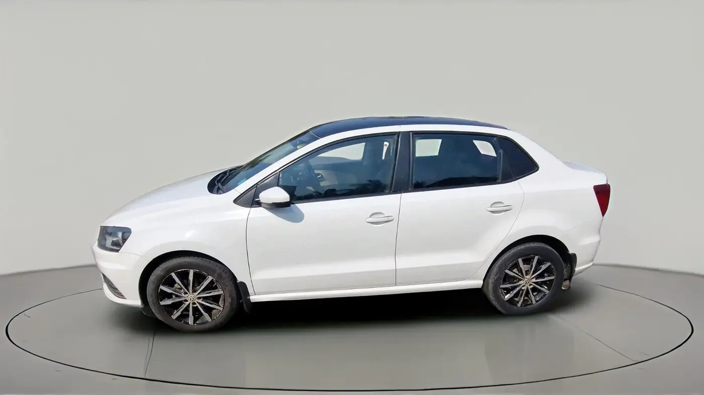 2018 Volkswagen Ameo HIGHLINE PLUS 1.5L AT 16 ALLOY, Diesel, Automatic, 1,09,500 km, exterior
