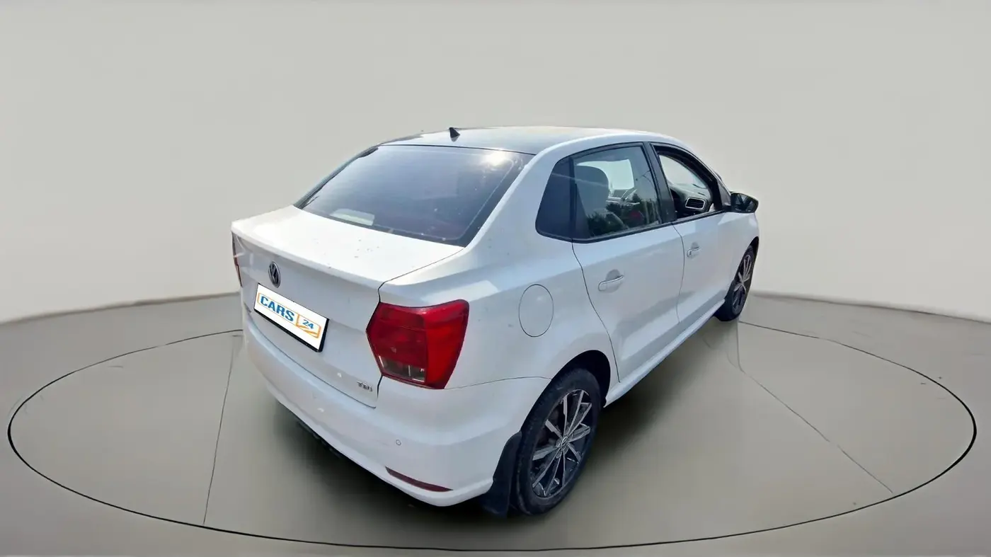 2018 Volkswagen Ameo HIGHLINE PLUS 1.5L AT 16 ALLOY, Diesel, Automatic, 1,09,500 km, exterior