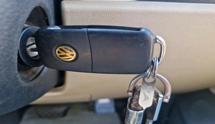 2018 Volkswagen Ameo HIGHLINE PLUS 1.5L AT 16 ALLOY, Diesel, Automatic, 1,08,581 km, interior