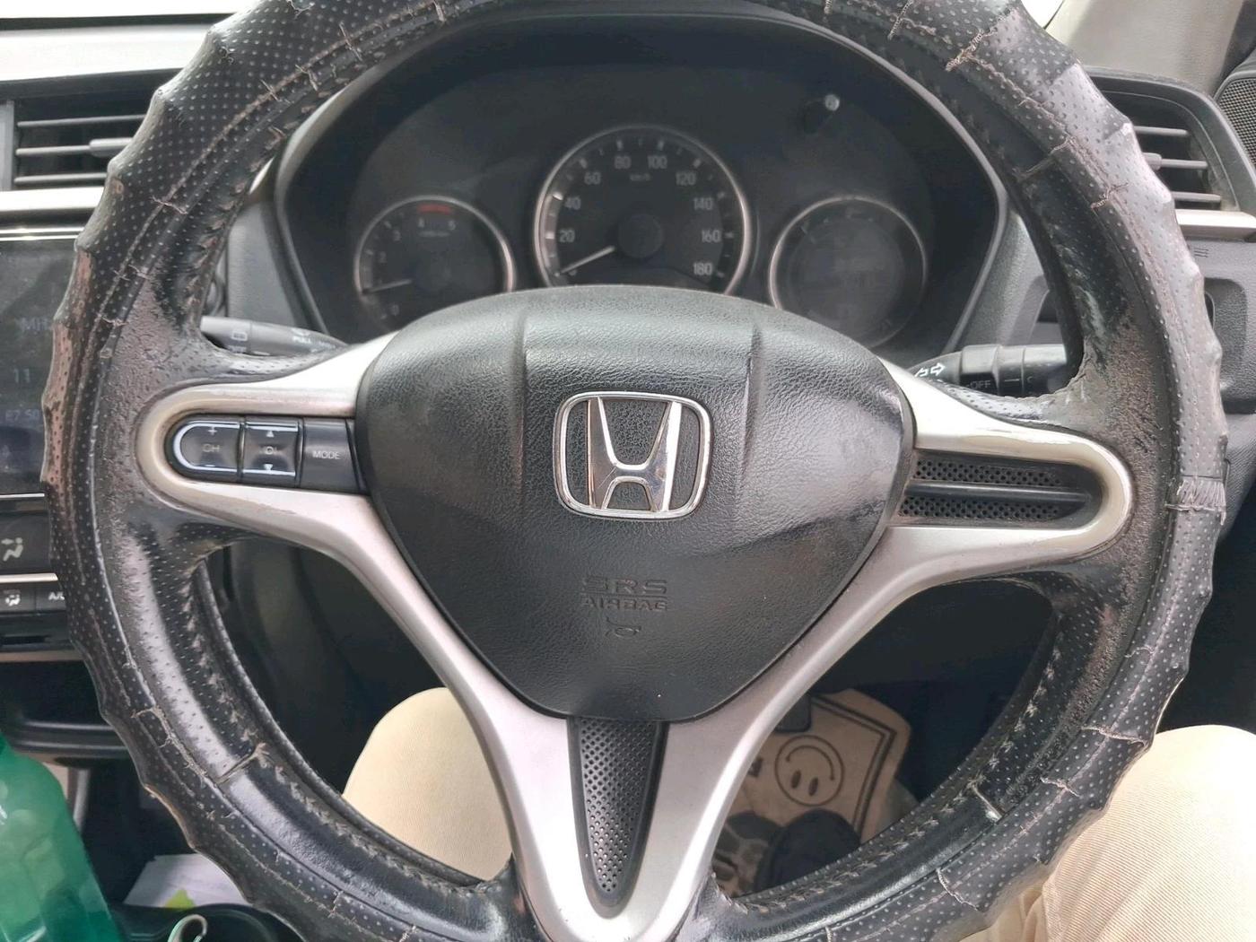 2016 Honda BR-V 1.5L I- DTEC VX, Diesel, Manual, 1,81,582 km, interior