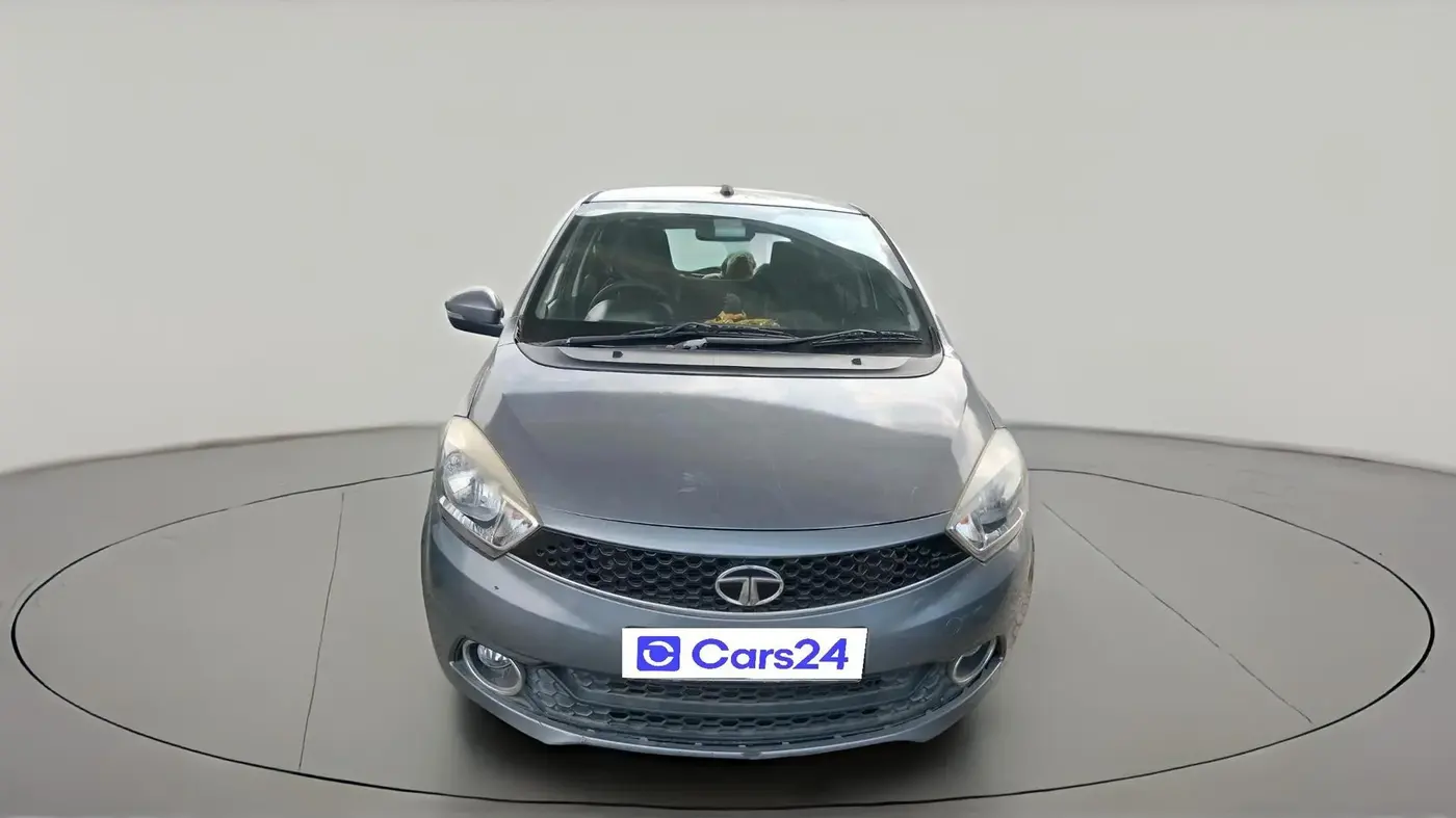 2018 Tata Tiago XZ PETROL, Petrol, Manual, 1,13,000 km, exterior