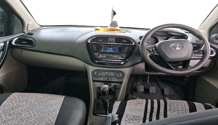 2018 Tata Tiago XZ PETROL, Petrol, Manual, 1,13,000 km, interior