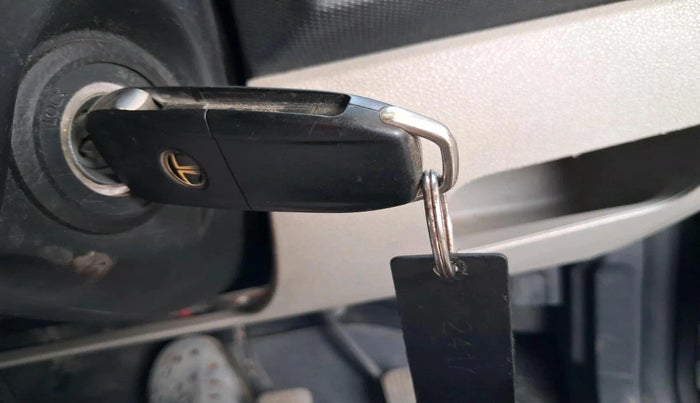 2018 Tata Tiago XZ PETROL, Petrol, Manual, 1,13,000 km, interior