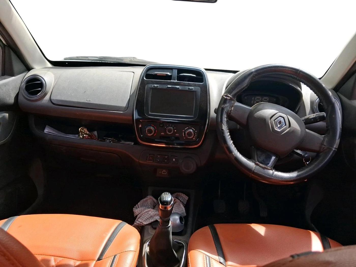 2019 Renault Kwid RXT 0.8 (O), Petrol, Manual, 50,873 km, interior