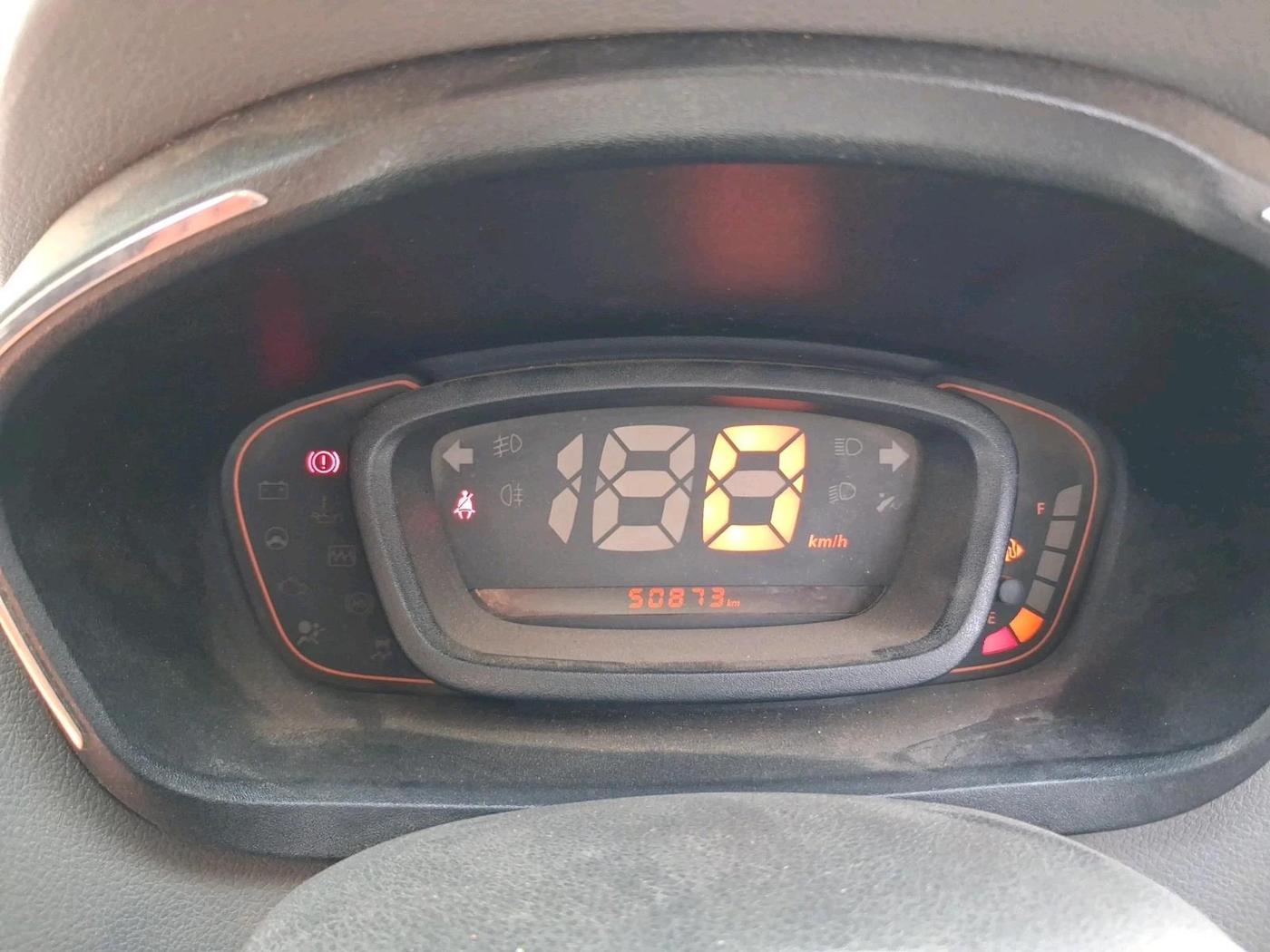2019 Renault Kwid RXT 0.8 (O), Petrol, Manual, 50,873 km, interior