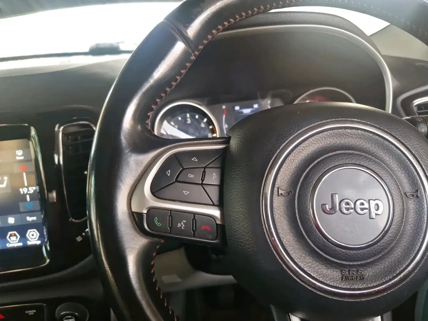 2020 Jeep Compass LIMITED PLUS DIESEL, Diesel, Manual, 1,28,000 km, interior