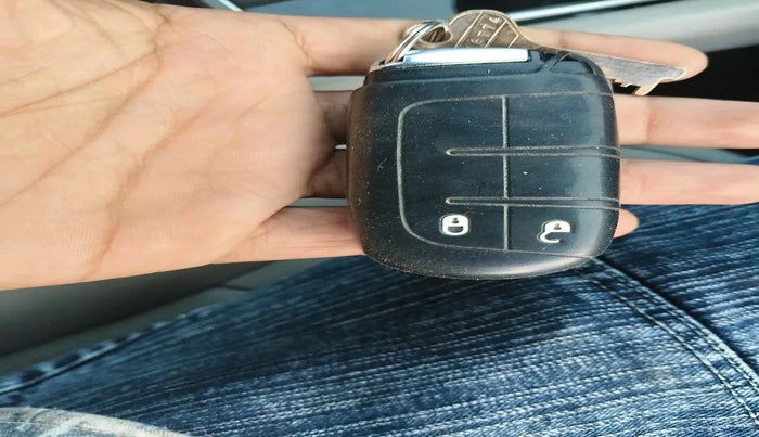 2023 Jeep Compass LIMITED (O) 1.4 PETROL DCT, Petrol, Automatic, 19,825 km, interior