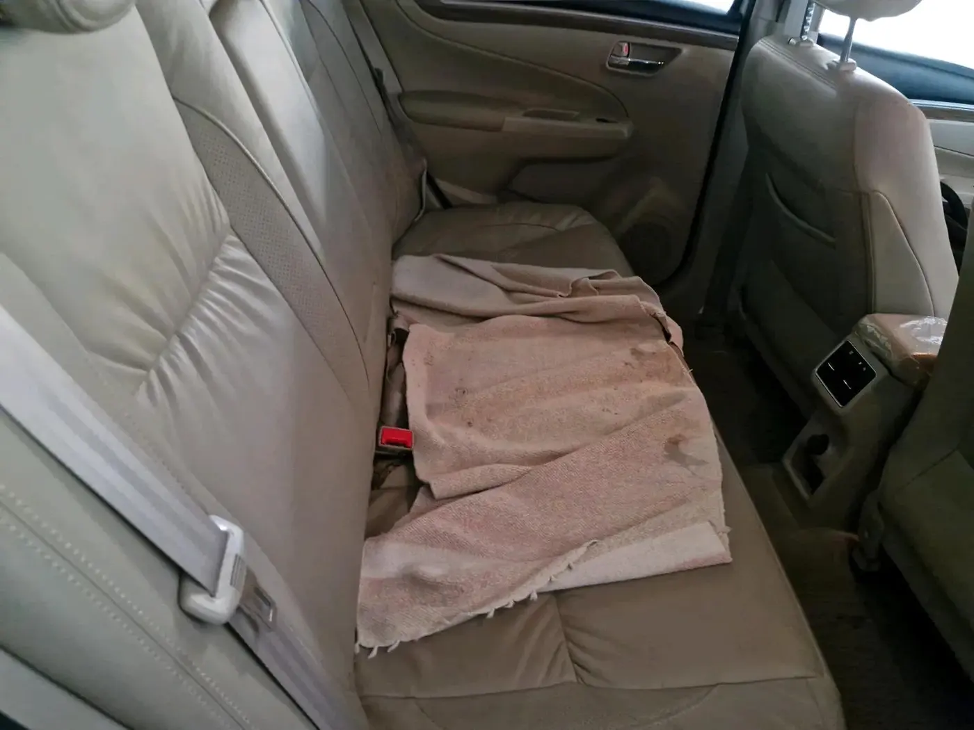 2023 Maruti Ciaz ALPHA  AT 1.5 SHVS PETROL, Petrol, Automatic, 26,652 km, interior
